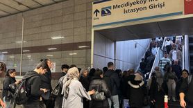Mecidiyeköy Metrobüs Durağında Yürüyen Merdiven Arızası Sebebiyle Yoğunluk