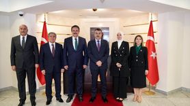 Milli Eğitim Bakanı Tekin Türkmen-Türk Okulunu Ziyaret Etti