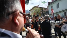 Osman Gazi'yi Anma ve Bursa'nın Fethi Şenlikleri'nde Geleneksel Düğün Canlandırıldı