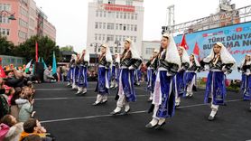 Samsun'da Türk Dünyası Çocuk Festivali Coşkuyla Devam Ediyor