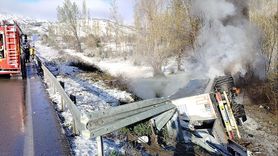 Sivas'ta Tır Kazası: Sürücü Hayatını Kaybetti