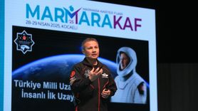 Türkiye'nin İlk Astronotu Alper Gezeravcı, Öğrencilerle Uzay Serüvenini Paylaştı