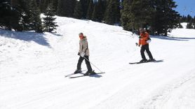 Uludağ'da Nisan Ortasında Yeniden Kayak Keyfi