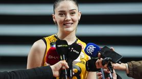 VakıfBank Şampiyonluk Yıldızını Parlatıyor