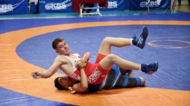 15 Yaş Altı Türkiye Güreş Şampiyonası Kocaeli'de Başladı