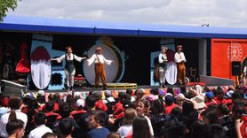 Afyonkarahisar'da Vagon Sahne Projesi ile Öğrencilere Tiyatro Keyfi