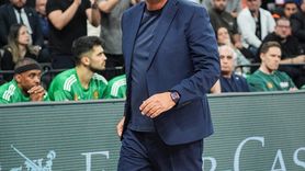 Anadolu Efes, Panathinaikos'u Geçerek Seriyi Eşitledi