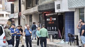 Antalya'da Korku Evinde Yangın: 3 Kişi Dumandan Etkilendi