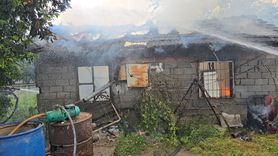 Antalya'da Müstakil Evde Yangın Çıktı