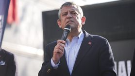 CHP Genel Başkanı Özgür Özel, Yolsuzluk Soruşturmaları Kapsamında İstanbul'da Destek Mitingleri Düzenledi