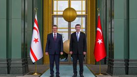Cumhurbaşkanı Yardımcısı Cevdet Yılmaz, KKTC Başbakanı Ünal Üstel ile Görüştü