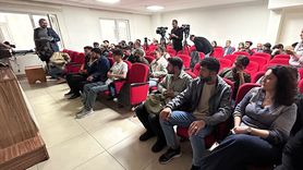 DEM Parti Eş Genel Başkanı Hatimoğulları, Van'daki Panele Katıldı