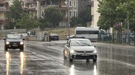 Edirne'de Sağanak Yağış Hayatı Olumsuz Etkiledi