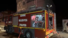 Edirne'deki Yangın Üç Evi Etkiledi