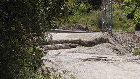 Erzurum Uzundere'de Toprak Kayması: Hasar Tespit Çalışmaları Başlatıldı