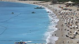 Fethiye ve Marmaris Sahillerinde Yaz Yoğunluğu