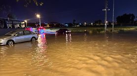 Hatay'da Sağanak ve Dolu Yağışı Hayatı Olumsuz Etkiledi