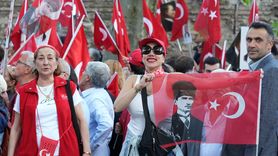 İstanbul'da 19 Mayıs Mustafa Kemal Yürüyüşü Gerçekleşti