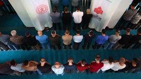 Kemeraltı Camisi Yeniden İbadete Açıldı