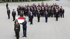 Milli Savunma Bakanı Güler Anıtkabir'i Ziyaret Etti