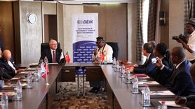 Milli Savunma Bakanı Güler Kamerun'da DEİK Üyeleriyle Buluştu