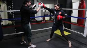 Muaythai ve Boksun Yıldızı Bengisu Karakoç Dünya Şampiyonluğuna Koşuyor