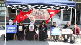 Muş'ta Evlat Nöbeti Devam Ediyor