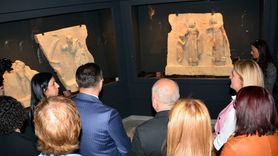 Nikomedia'nın Sessiz Tanıkları: Çukurbağ Rölyefleri Sergisi Kocaeli Arkeoloji Müzesi'nde