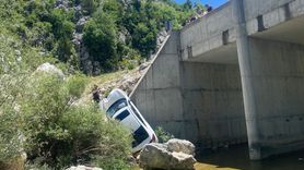 Osmaniye'de Dere Yatağına Düşen Araçta 4 Yaralı