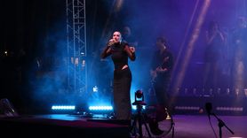 Sıla Antalya'da Unutulmaz Bir Konser Verdi