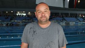 Tekirdağ'da Özel Çocuklar Yüzme Yarışmasında Mücadele Ediyor