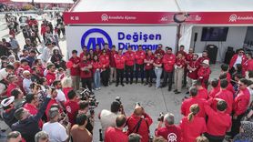 TEKNOFEST'te Önemli Ziyaret: Selçuk Bayraktar Anadolu Ajansı'nı Ziyaret Etti