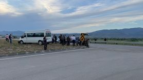 Tokat'ta Minibüs ve Traktör Çarpıştı