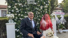 Adana'da Huzurevinde Tanışan Çiftin Nikahtan Sonra İlk Dansı