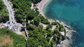 Akçakoca'nın Ceneviz Kalesi Plajı Mavi Bayrağa Kavuştu