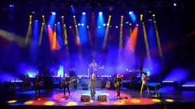 Alan Parsons İstanbul'da Büyüleyici Bir Konser Verdi