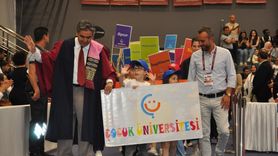 Anadolu Üniversitesinde Mezuniyet Töreni Heyecanı