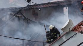 Antalya Kaleiçi'nde Yangın Kontrol Altına Alındı