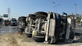 Bahçelievler’de Beton Mikserinin Devrilmesi ile Trafik Aksadı