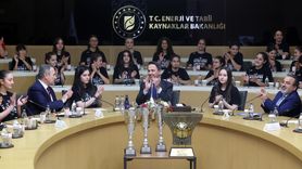 Bakan Bayraktar, BOTAŞ Spor'un Şampiyonlarını Ağırladı