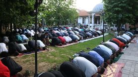 Balkanlar'da Müslümanlar Kurban Bayramı Namazını Kıldı