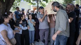 Batman'daki Trafik Kazasında Hayatını Kaybeden Öğretim Görevlisi Akgönül'ün Cenazesi Defnedildi