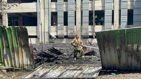 Bayrampaşa'da Sanayi Sitesindeki Yangın Kontrol Altına Alındı
