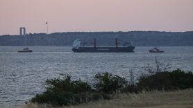 Çanakkale Boğazı'nda Yangın Çıkan Kargo Gemisi Kurtarıldı