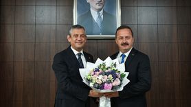 CHP Genel Başkanı Özgür Özel'den Anahtar Parti'ye Ziyaret