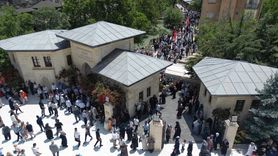 Darende'deki Somuncu Baba Külliyesi Ziyaretçi Akınına Uğruyor