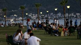 Fethiye'de Sıcak Hava Nedeniyle Sahil Yoğunlukla Dolduruldu
