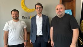 Gazze Direnişine Sahne İthafı: "Bir Taşın Hafızası"