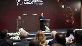 İletişim Başkanı Fahrettin Altun, Fuat Sezgin'in Mirasına Dikkat Çekti