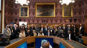 İngiltere'de Hac İçin Çevre Dostu 'Yeşil Rehber' Tanıtıldı